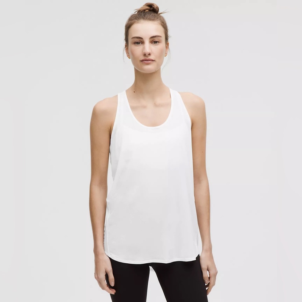 Lululemon Essential Tank Top
Pleated Size 4